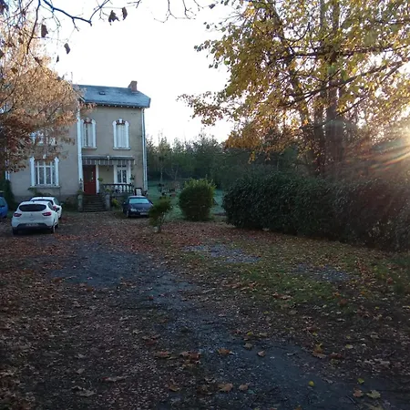 Ubytování v soukromí Dans Maison Bourgeoise 2 *
